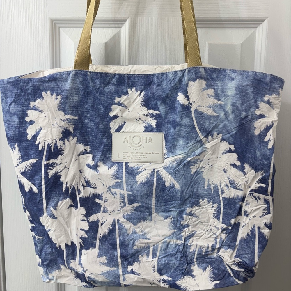 ALOHA Blue and White Palm Tree Tote Bag